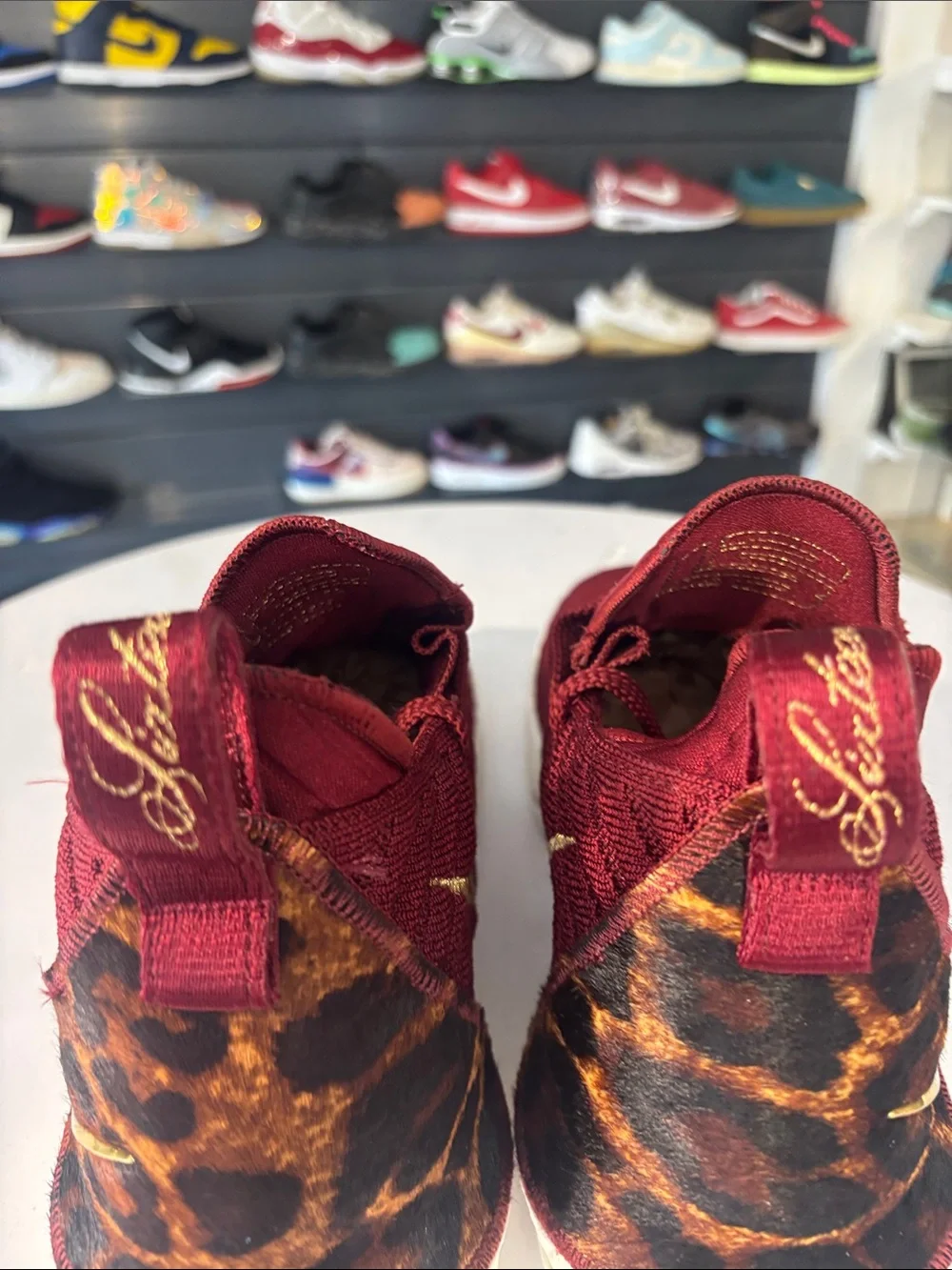 Nike LeBron ’16’ King Mens Size 12